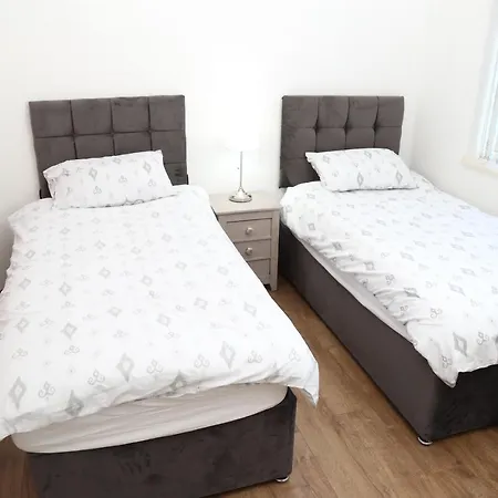 Cosy 3-Bed Bungalow Nec Airport Close To Amenities Birmingham Exterior photo